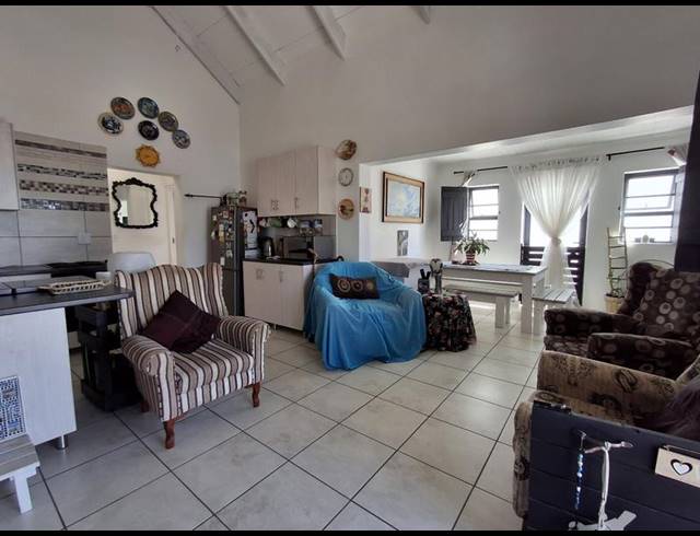 2 BEDROOM HOUSE FOR SALE IN BRITANNIA BAY